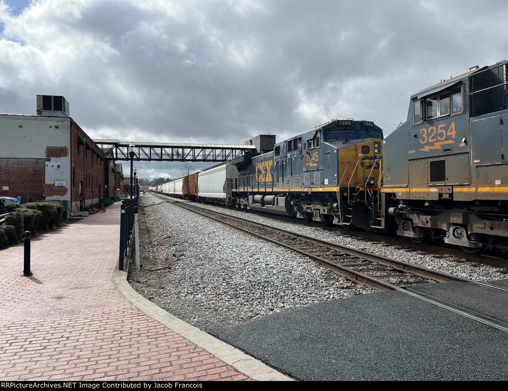 CSX 7045